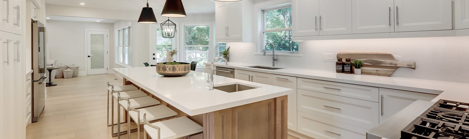 Transforming Your Home with Custom Kitchen Remodels